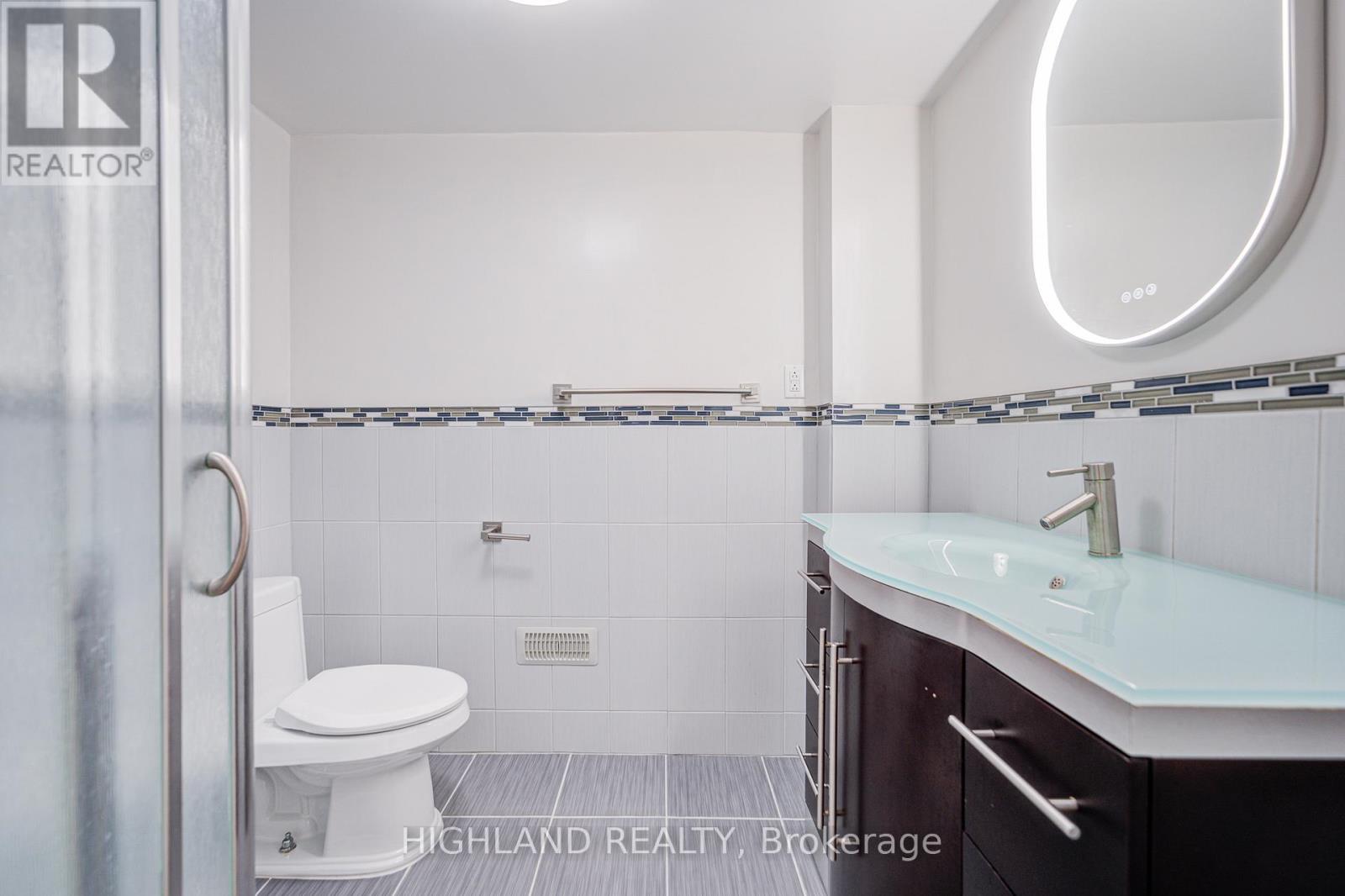 4508 Donegal Drive, Mississauga, Ontario  L5M 4G9 - Photo 29 - W12964784