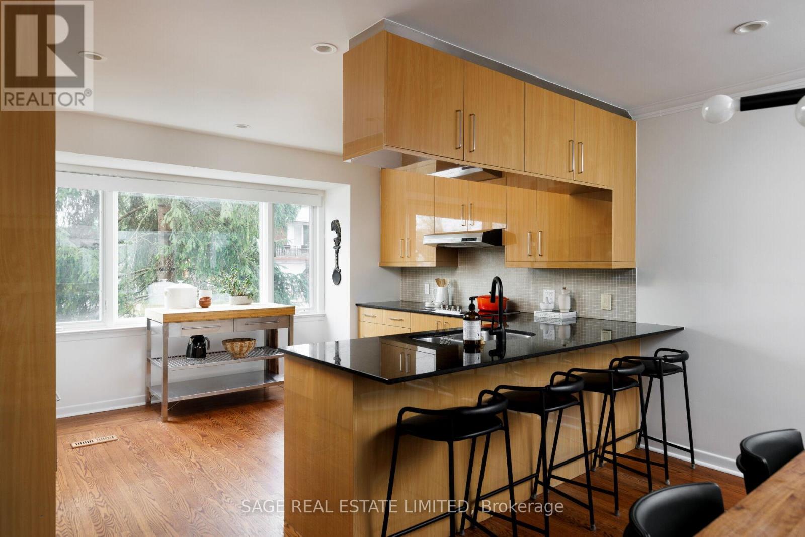 10 Walford Road, Toronto, Ontario  M8X 2P1 - Photo 20 - W12964852