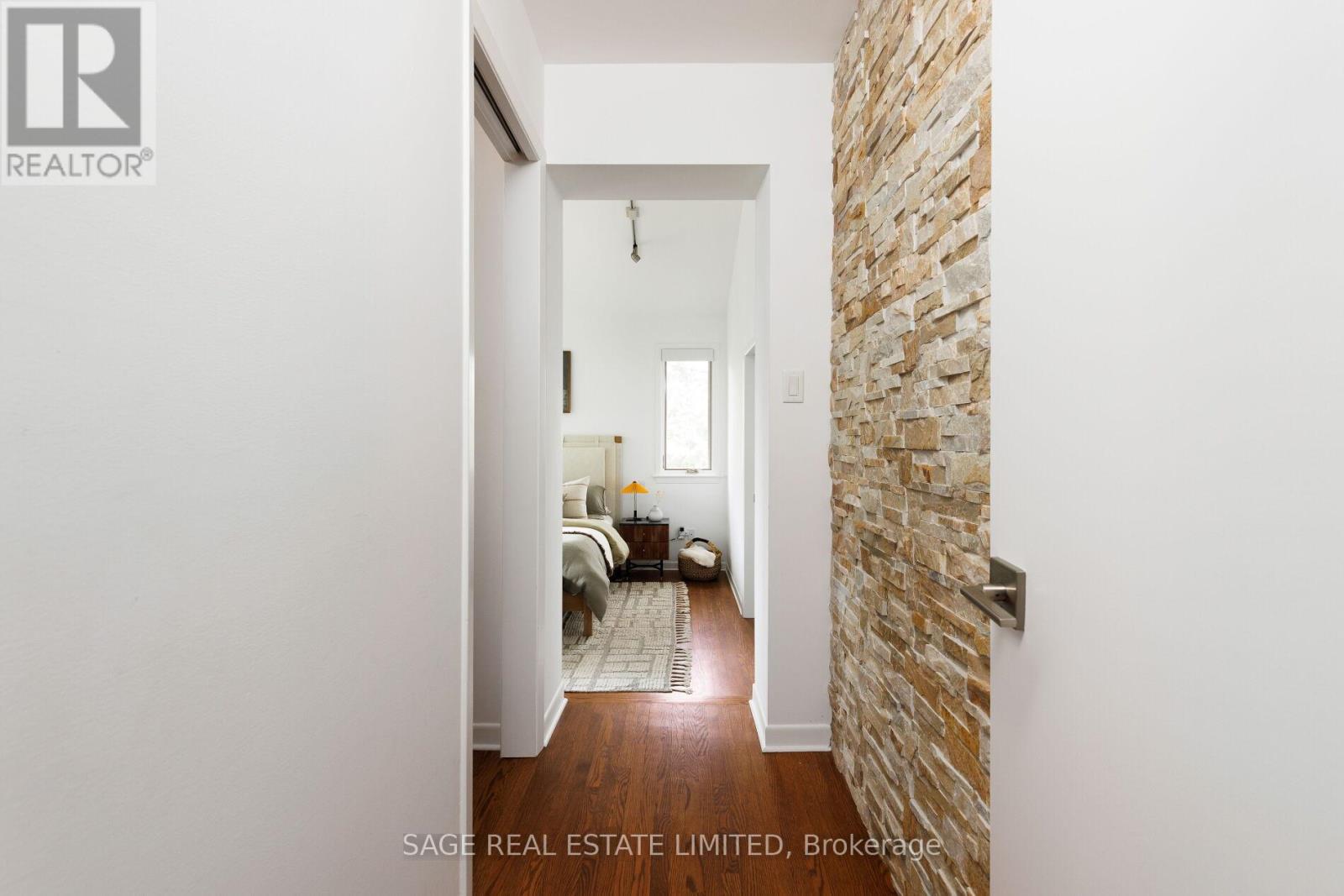 10 Walford Road, Toronto, Ontario  M8X 2P1 - Photo 30 - W12964852