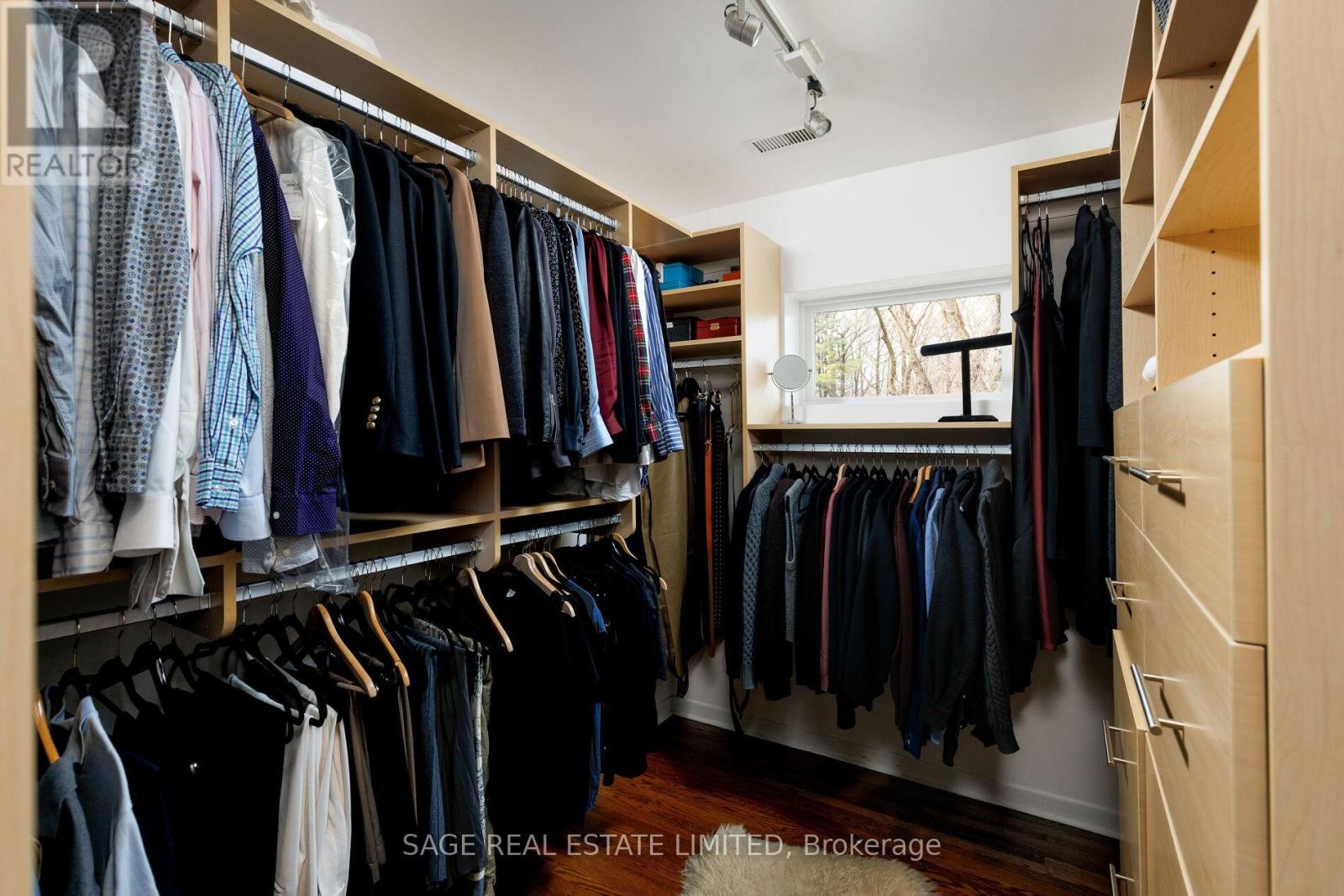 10 Walford Road, Toronto, Ontario  M8X 2P1 - Photo 35 - W12964852