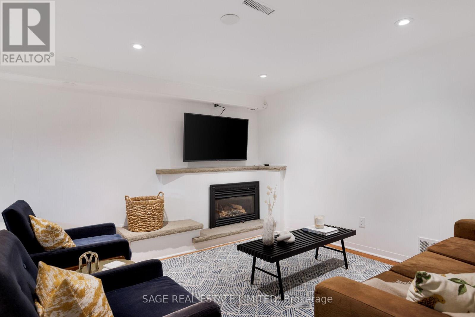 10 Walford Road, Toronto, Ontario  M8X 2P1 - Photo 47 - W12964852