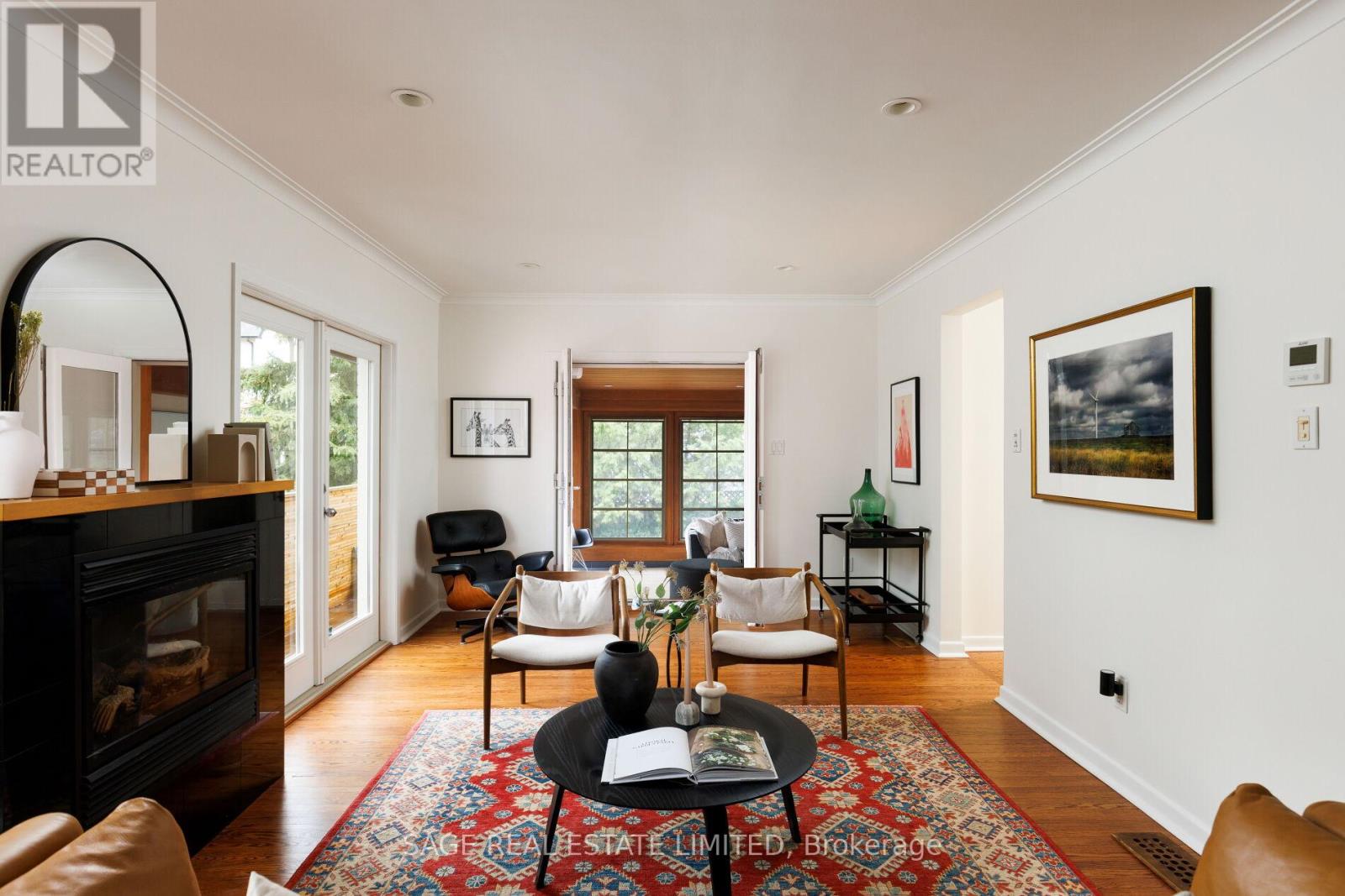 10 Walford Road, Toronto, Ontario  M8X 2P1 - Photo 6 - W12964852