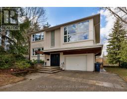 10 WALFORD ROAD, Toronto, Ontario