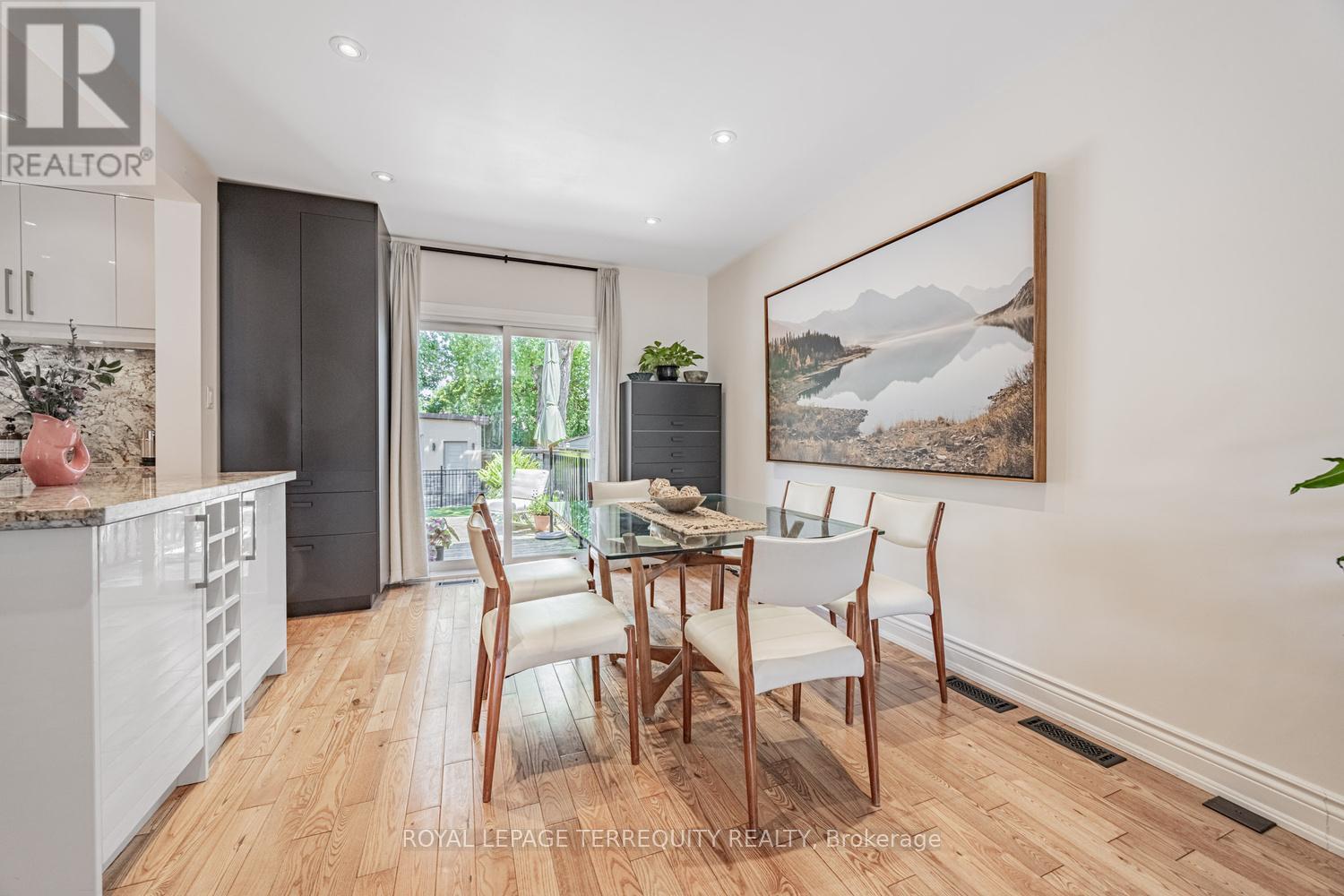 87 Eighth Street, Toronto, Ontario  M8V 3C5 - Photo 11 - W12964888