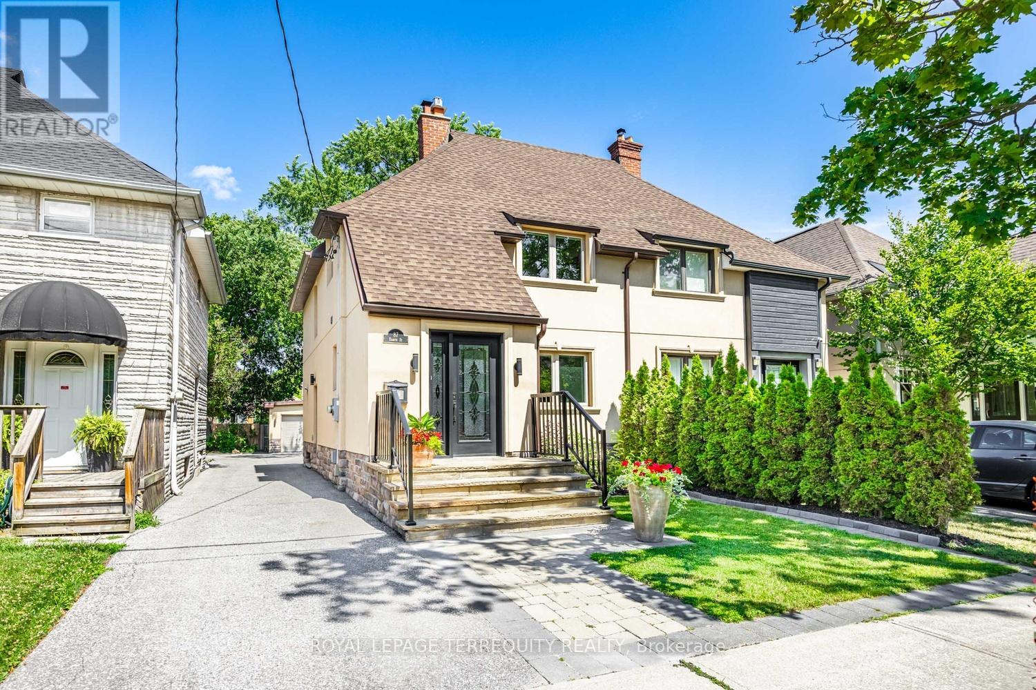 87 Eighth Street, Toronto, Ontario  M8V 3C5 - Photo 2 - W12964888