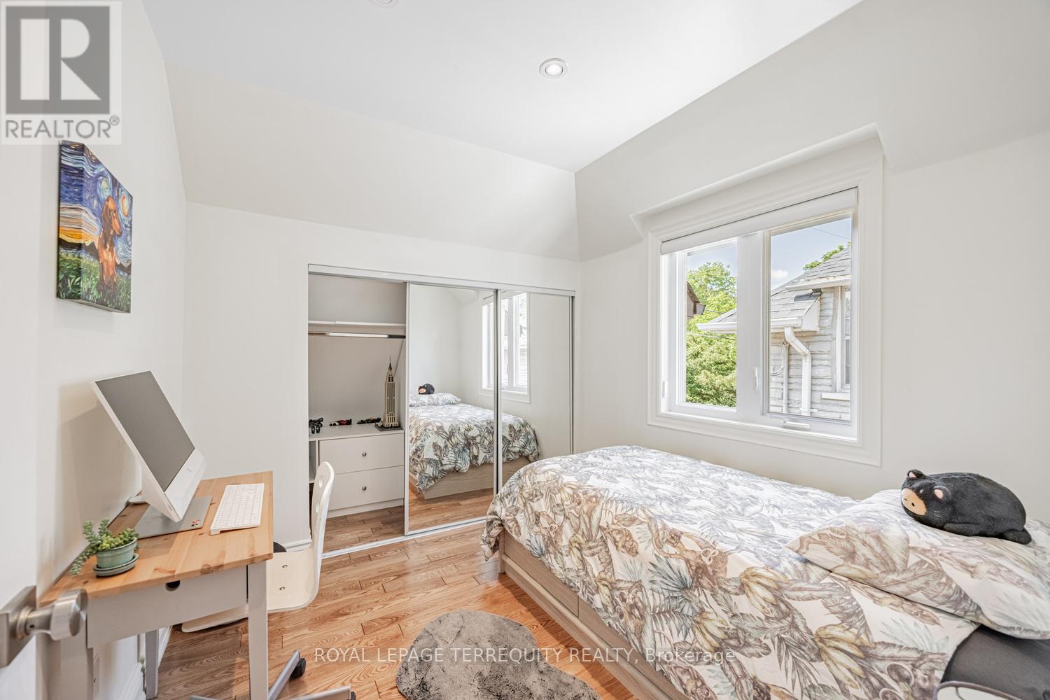 87 Eighth Street, Toronto, Ontario  M8V 3C5 - Photo 20 - W12964888