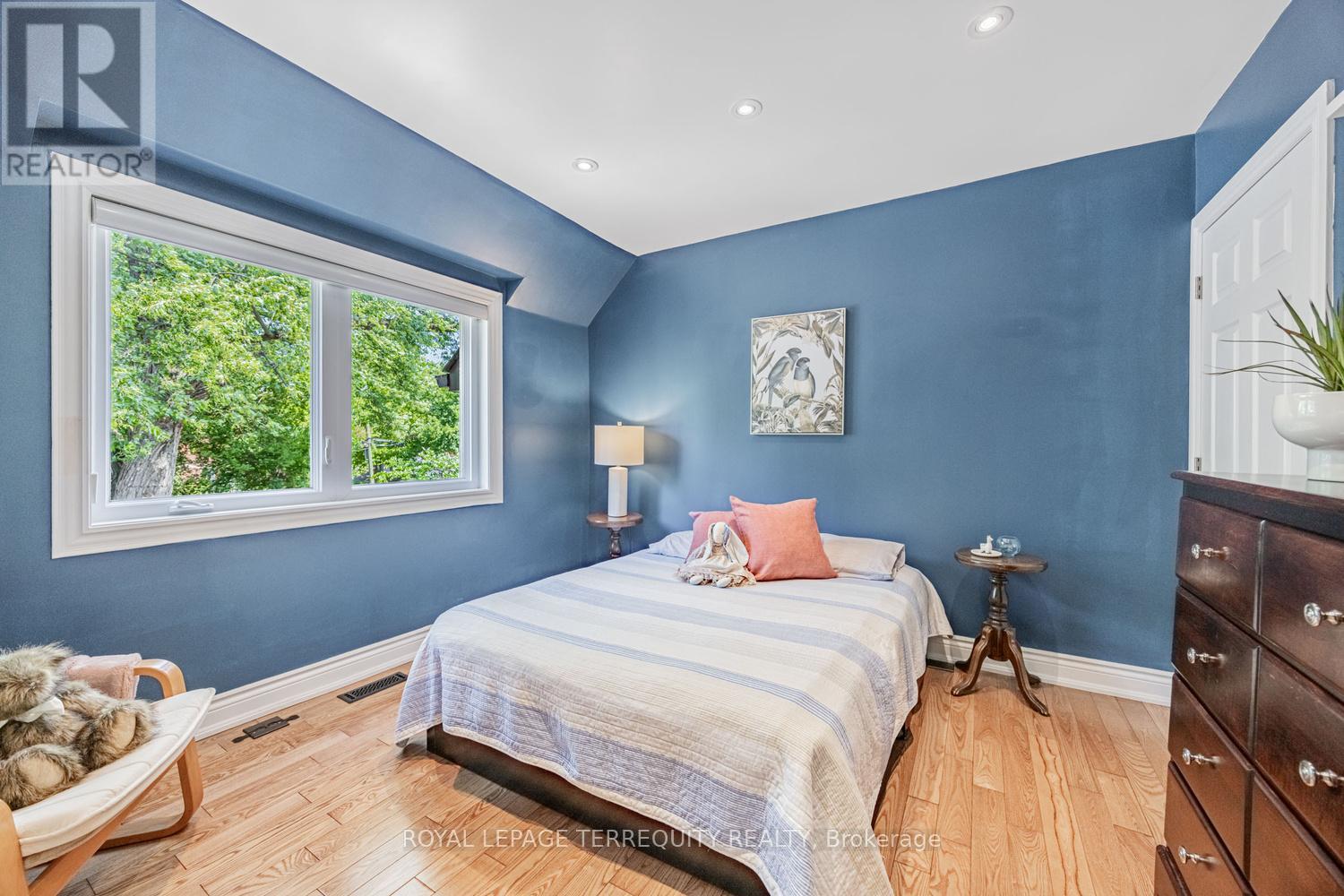 87 Eighth Street, Toronto, Ontario  M8V 3C5 - Photo 21 - W12964888