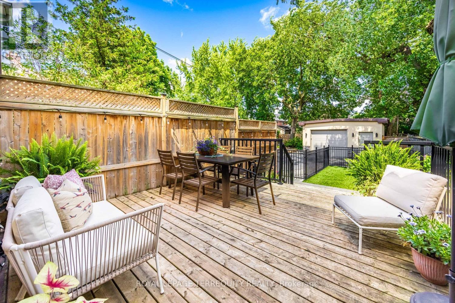 87 Eighth Street, Toronto, Ontario  M8V 3C5 - Photo 30 - W12964888