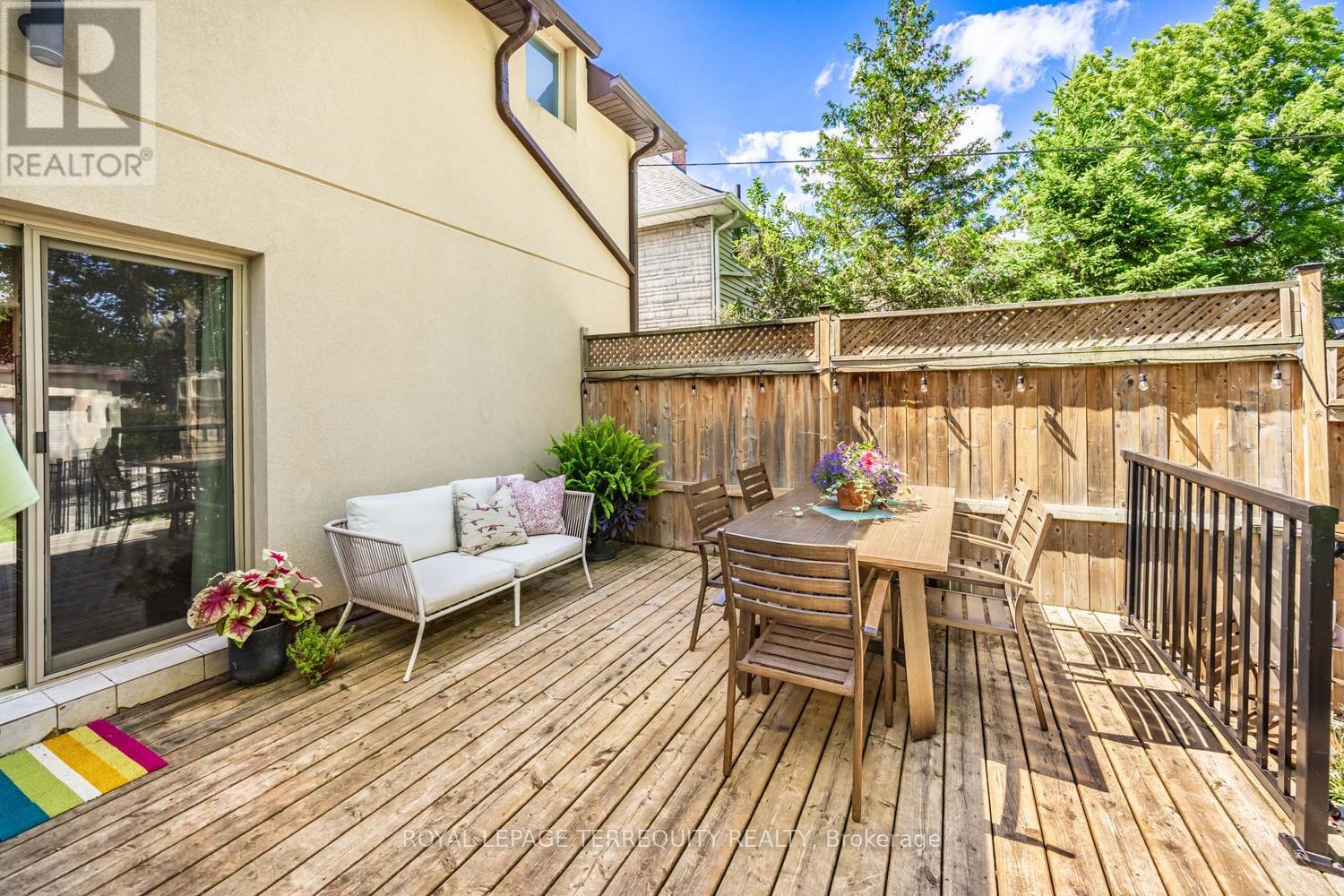 87 Eighth Street, Toronto, Ontario  M8V 3C5 - Photo 32 - W12964888