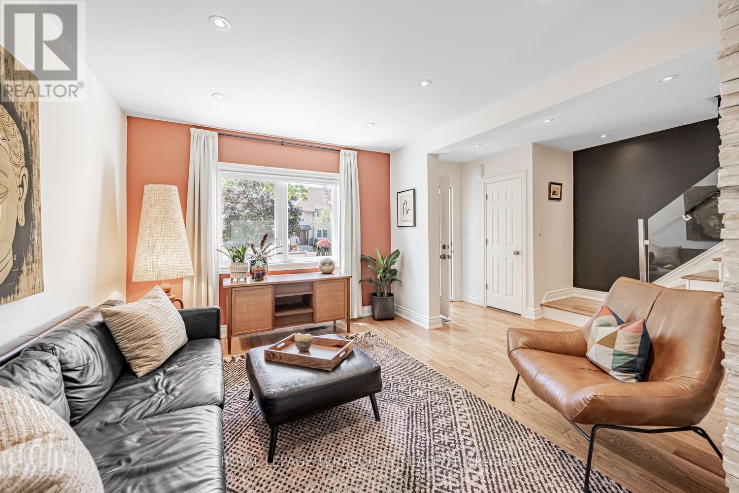 87 Eighth Street, Toronto, Ontario  M8V 3C5 - Photo 5 - W12964888