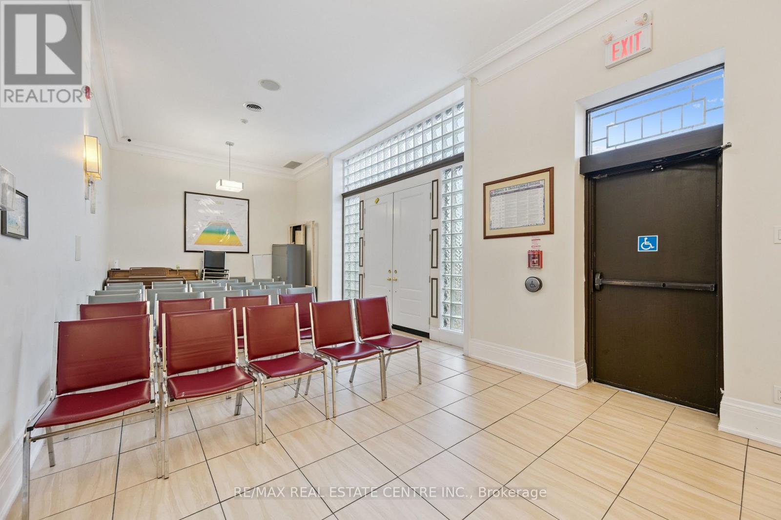 7605 Danbro Crescent, Mississauga, Ontario  L5N 6P9 - Photo 36 - W12964896