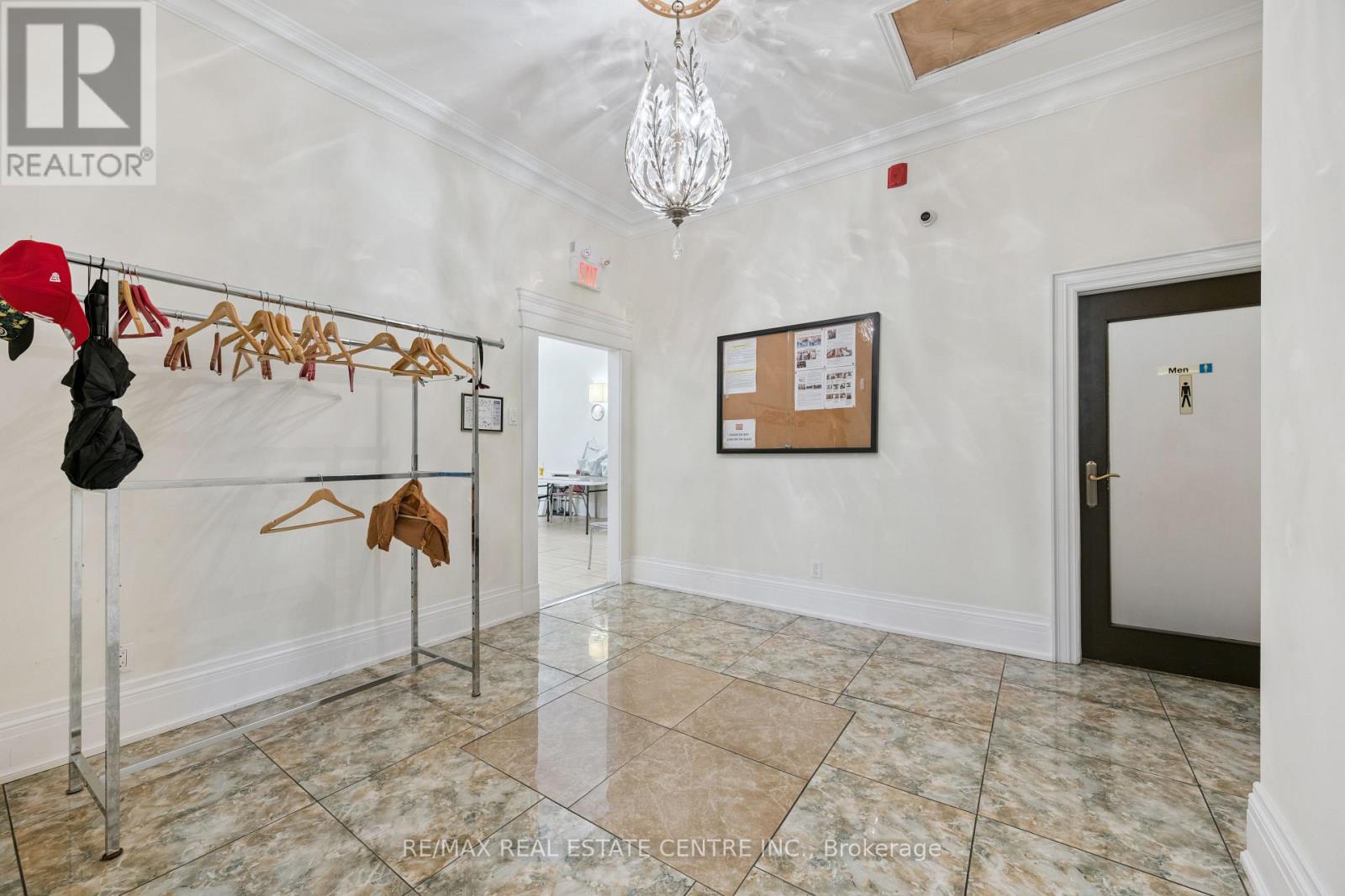 7605 Danbro Crescent, Mississauga, Ontario  L5N 6P9 - Photo 41 - W12964896