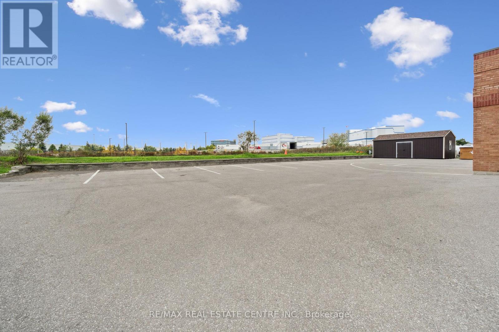 7605 Danbro Crescent, Mississauga, Ontario  L5N 6P9 - Photo 48 - W12964896