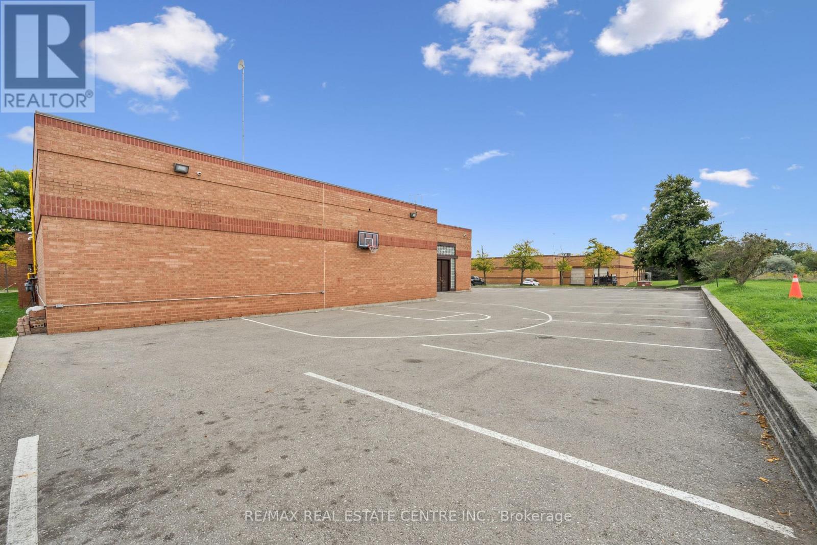 7605 Danbro Crescent, Mississauga, Ontario  L5N 6P9 - Photo 49 - W12964896