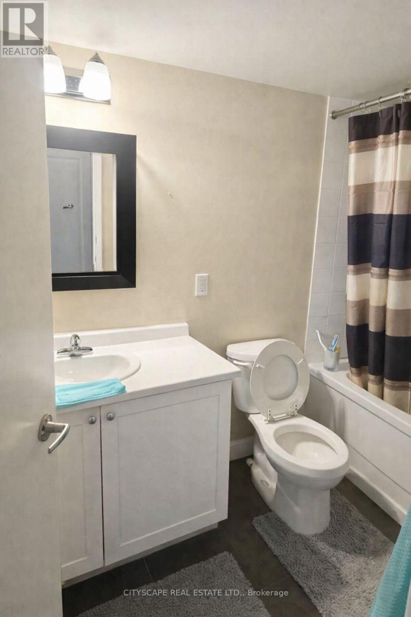 801 - 816 Lansdowne Avenue, Toronto, Ontario  M6H 4K6 - Photo 4 - W12964930