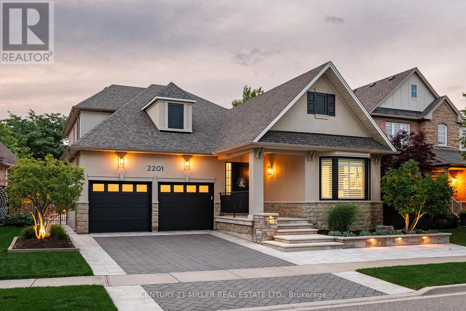 2201 ROCHESTER CIRCLE, Oakville, Ontario