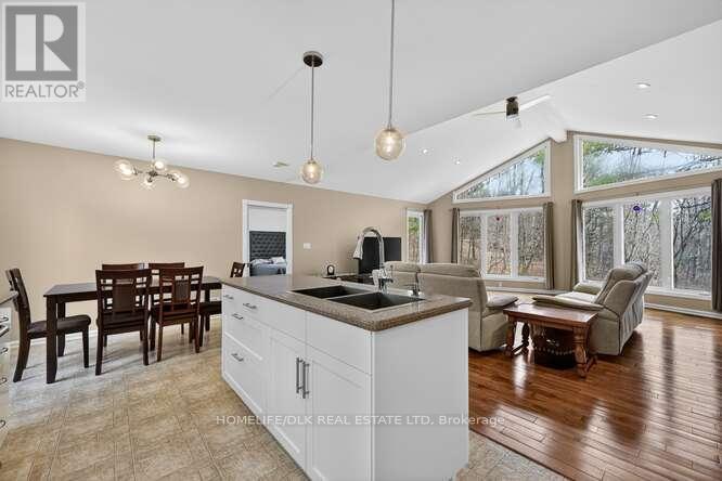 138 Escott Rockport Road, Leeds And The Thousand Islands, Ontario  K0E 1R0 - Photo 14 - X12965032