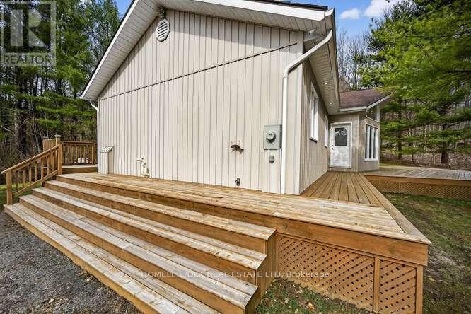 138 Escott Rockport Road, Leeds And The Thousand Islands, Ontario  K0E 1R0 - Photo 40 - X12965032