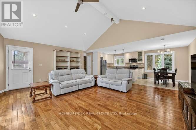 138 Escott Rockport Road, Leeds And The Thousand Islands, Ontario  K0E 1R0 - Photo 6 - X12965032