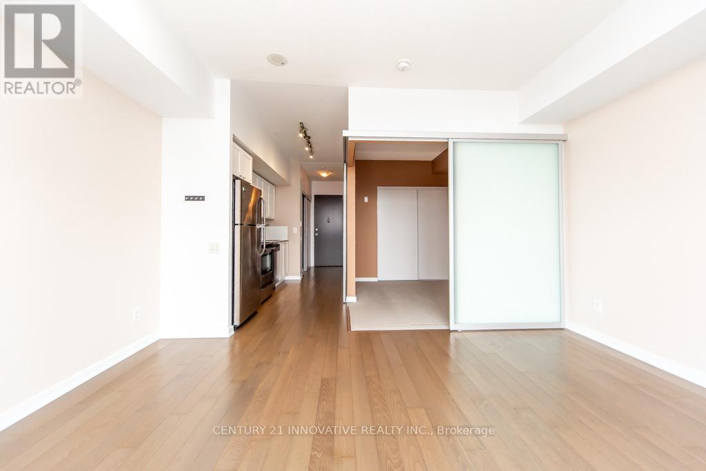 1107 - 105 The Queensway Way, Toronto, Ontario  M6S 5B5 - Photo 15 - W12859136