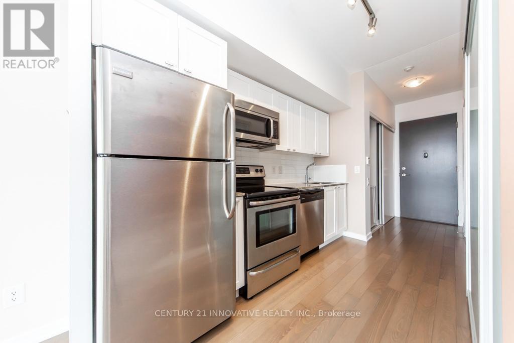 1107 - 105 The Queensway Way, Toronto, Ontario  M6S 5B5 - Photo 20 - W12859136