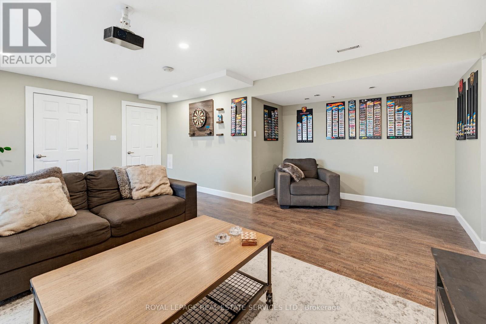 18 Cherry Street, Halton Hills, Ontario  L7G 3J8 - Photo 40 - W12933612