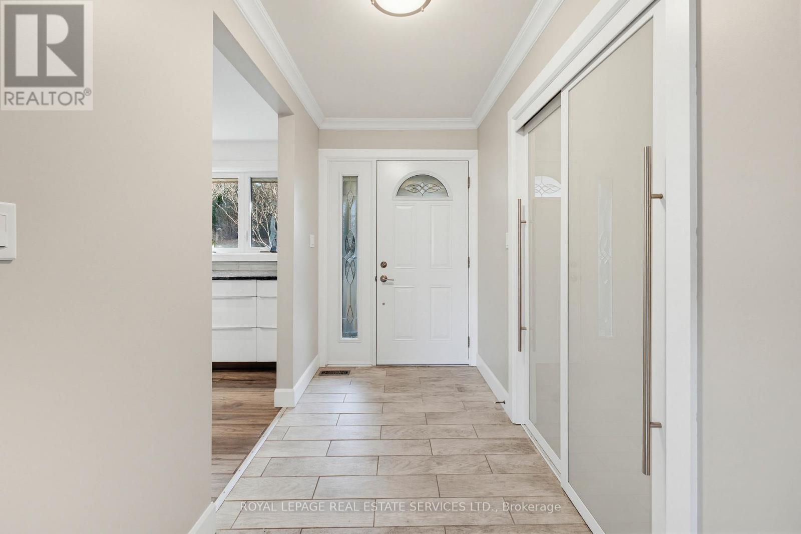 18 Cherry Street, Halton Hills, Ontario  L7G 3J8 - Photo 22 - W12933612