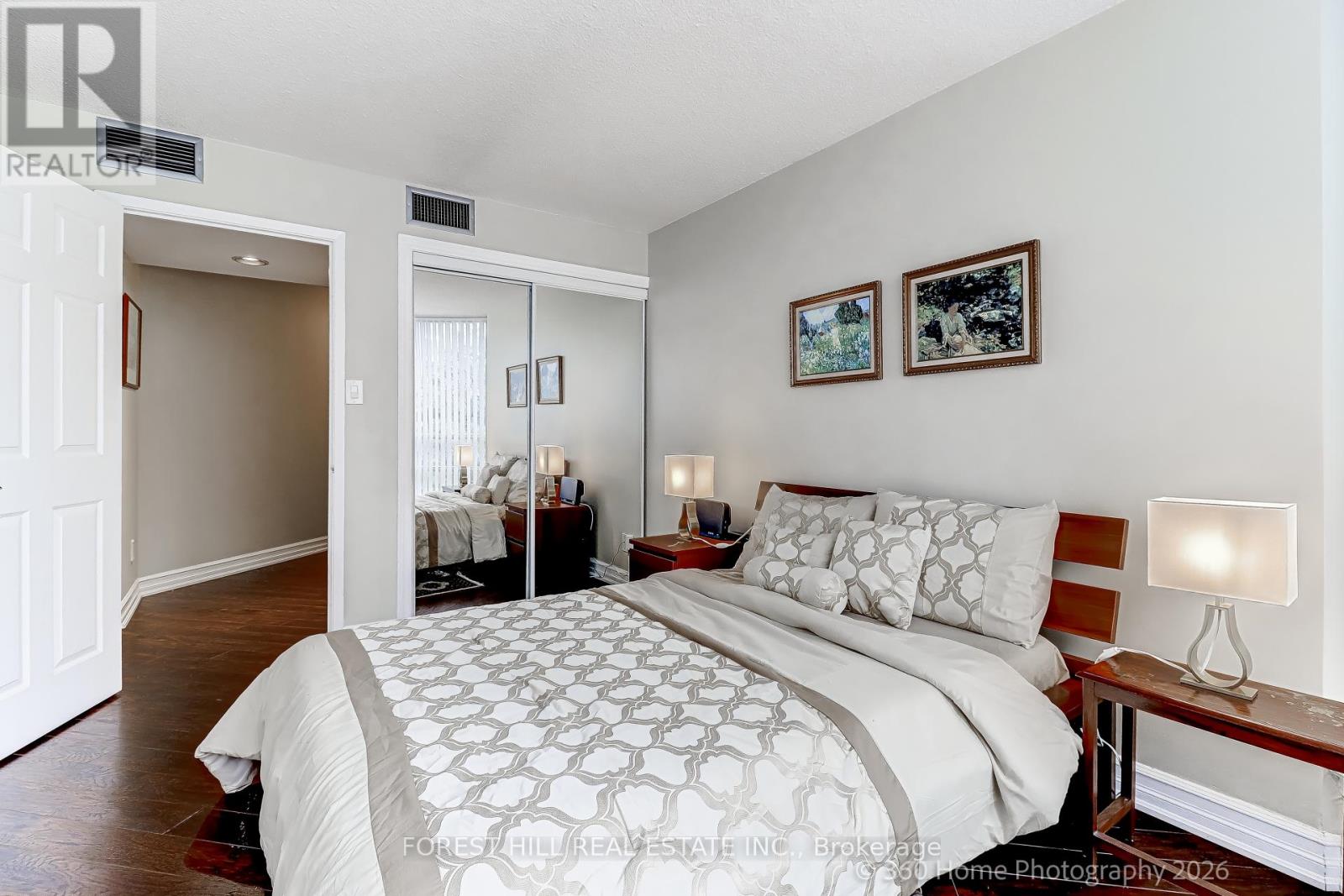 204 - 45 Kingsbridge Garden Circle, Mississauga, Ontario  L5R 3K4 - Photo 23 - W12963474