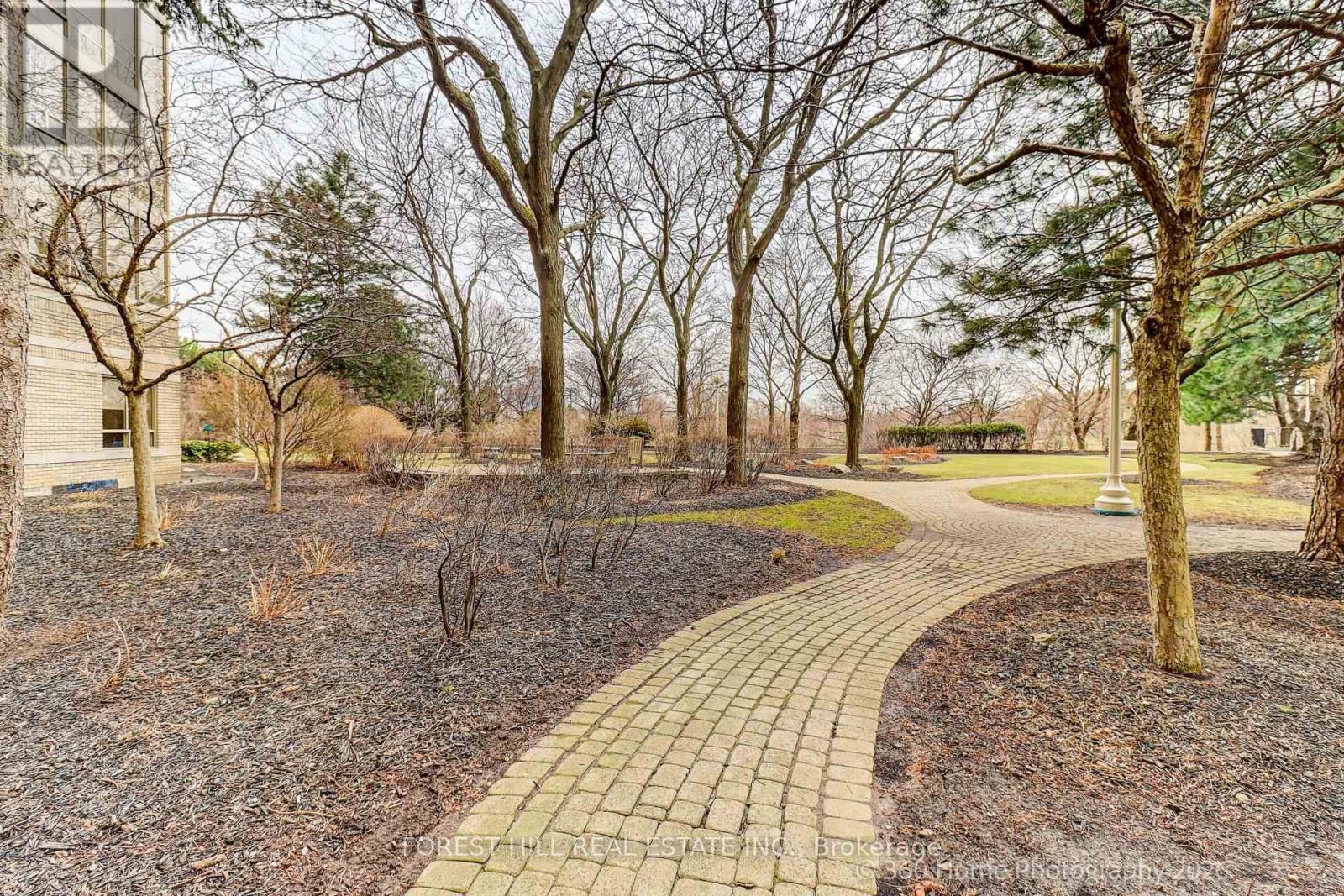 204 - 45 Kingsbridge Garden Circle, Mississauga, Ontario  L5R 3K4 - Photo 43 - W12963474