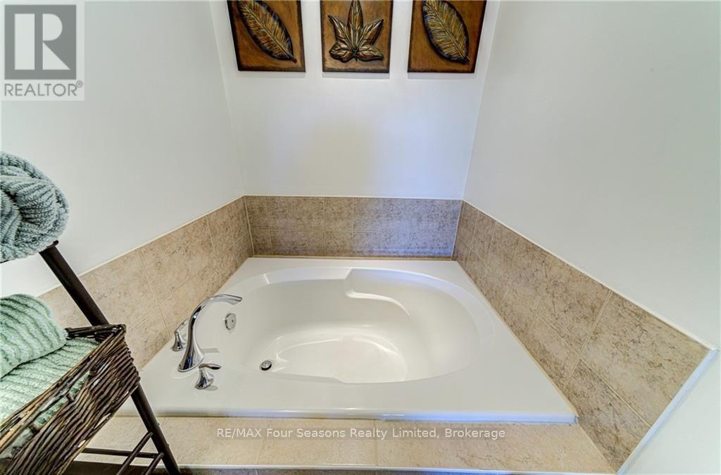 309 - 1 Shipyard Lane, Collingwood, Ontario  L9Y 0W2 - Photo 28 - S12965068