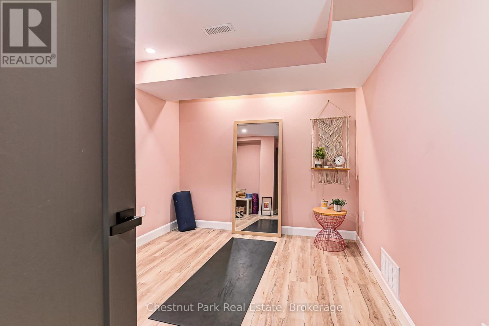 22 Kennedy Avenue, Collingwood, Ontario  L9Y 0Z5 - Photo 31 - S12965114