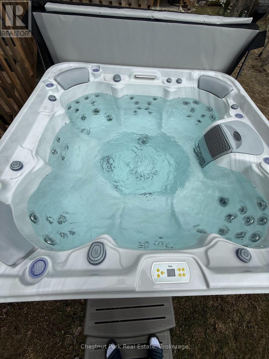 22 Kennedy Avenue, Collingwood, Ontario  L9Y 0Z5 - Photo 37 - S12965114