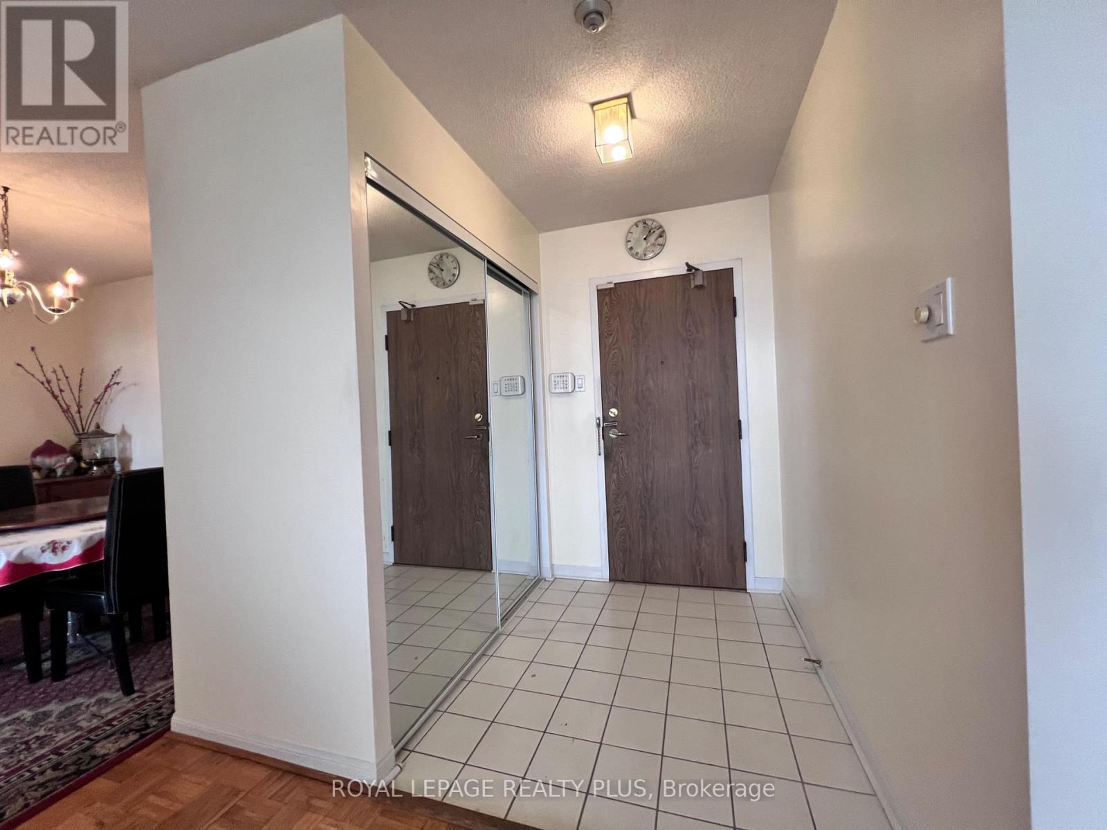 707 - 550 Webb Drive, Mississauga, Ontario  L5B 3Y4 - Photo 17 - W12964942