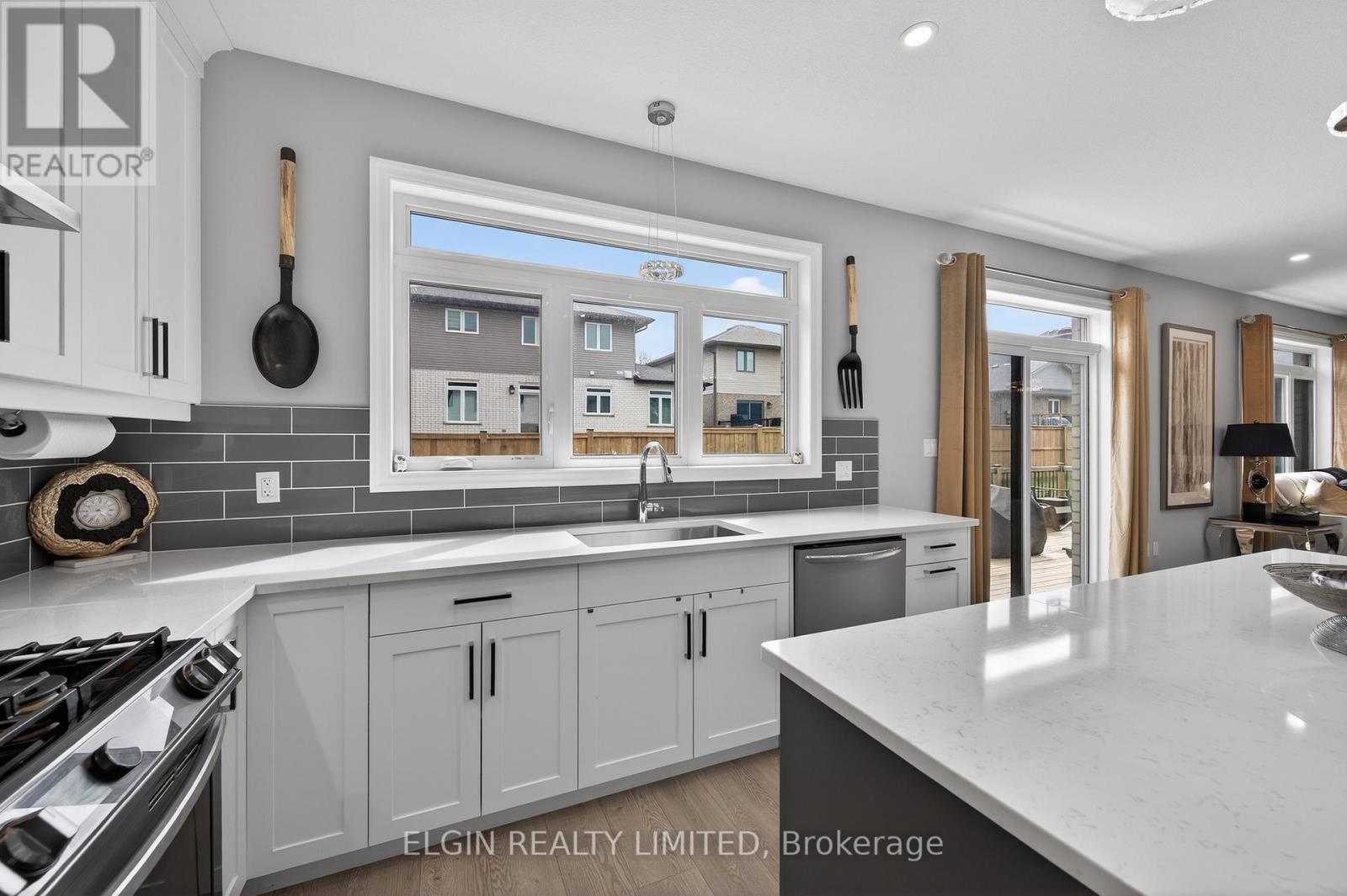 48 Snowy Owl Trail, Central Elgin, Ontario  N5R 0M7 - Photo 20 - X12666264