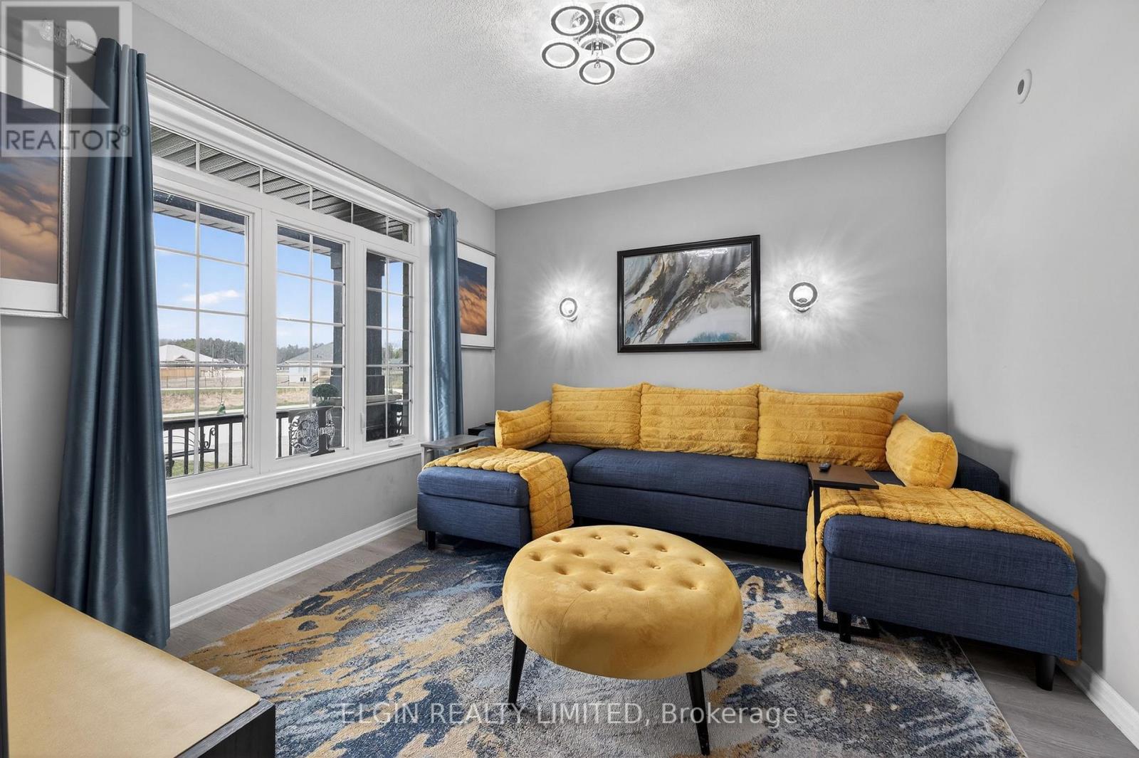 48 Snowy Owl Trail, Central Elgin, Ontario  N5R 0M7 - Photo 11 - X12666264