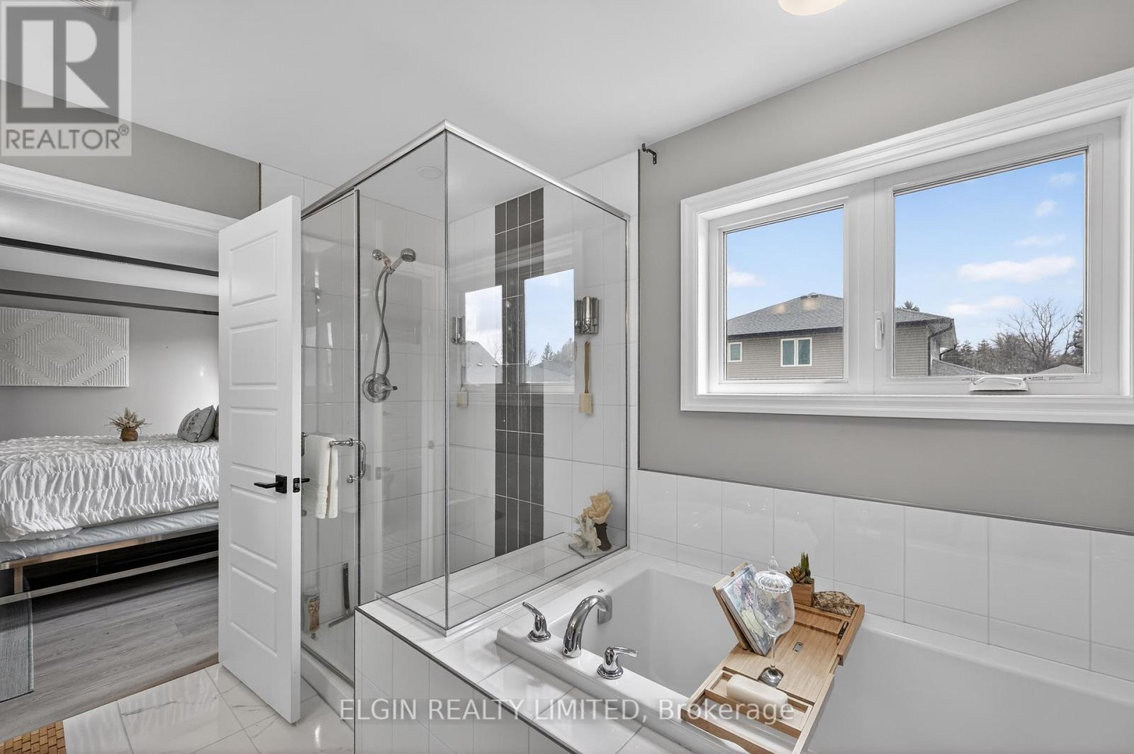 48 Snowy Owl Trail, Central Elgin, Ontario  N5R 0M7 - Photo 29 - X12666264