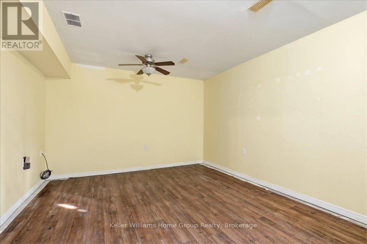 38 Roehampton Crescent, Guelph, Ontario N1L 1M8 - Photo 16 - X12964970