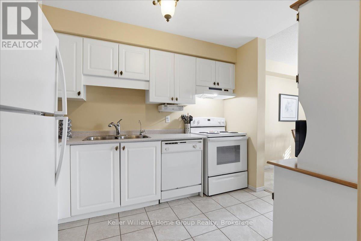 38 Roehampton Crescent, Guelph, Ontario N1L 1M8 - Photo 5 - X12964970