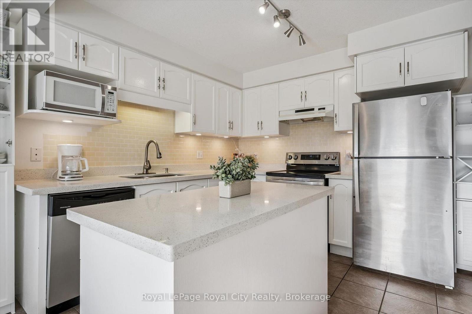 6 - 361 Arkell Road, Guelph, Ontario N1L 1E5 - Photo 11 - X12965102