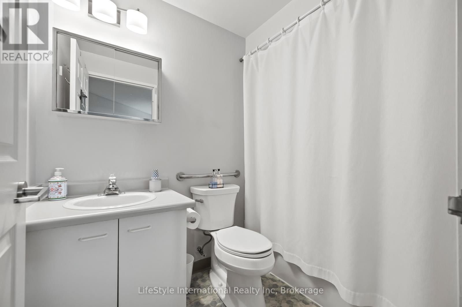 306 - 208 Silvercreek Parkway N, Guelph, Ontario N1H 8H2 - Photo 30 - X12965132