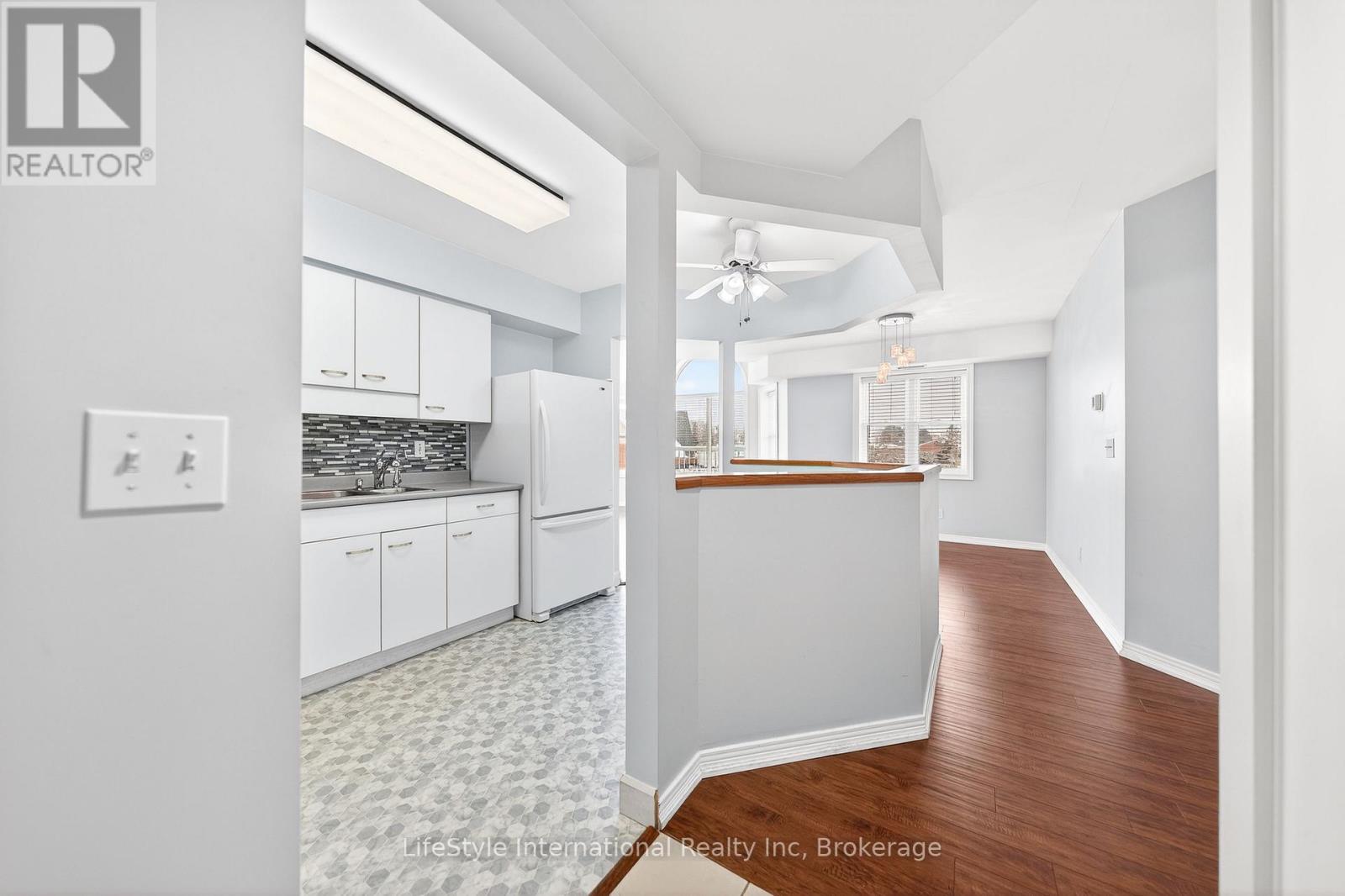 306 - 208 Silvercreek Parkway N, Guelph, Ontario N1H 8H2 - Photo 9 - X12965132