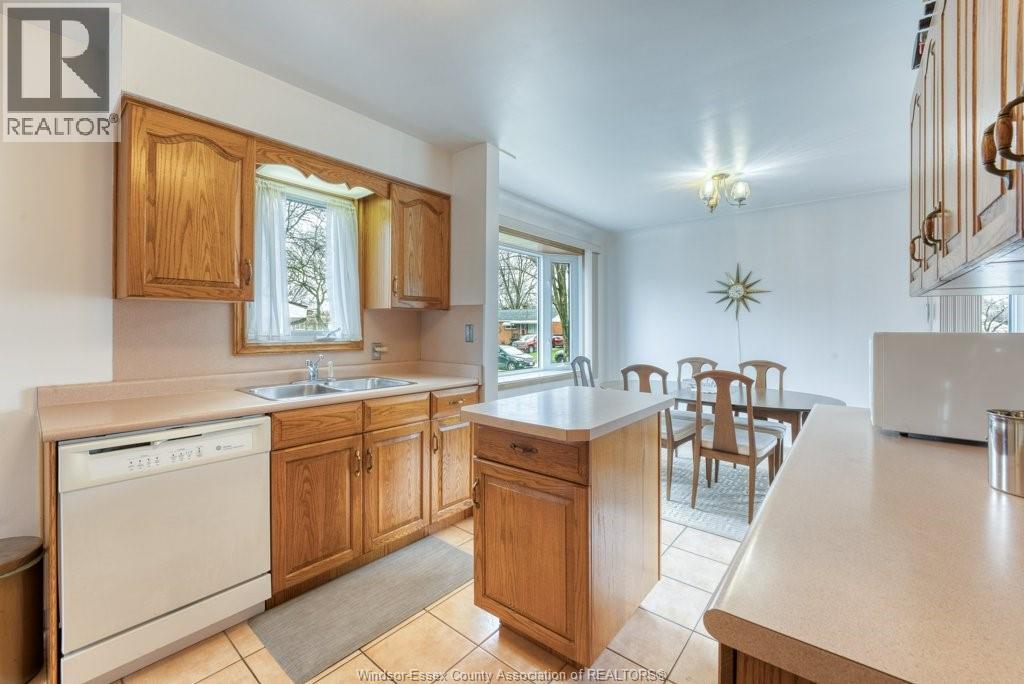 3603 Rockwell Boulevard, Windsor, Ontario  N9E 2B1 - Photo 11 - 26007236