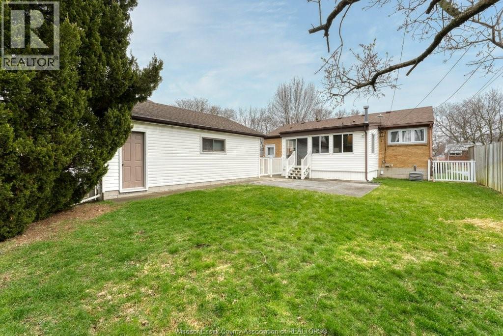 3603 Rockwell Boulevard, Windsor, Ontario  N9E 2B1 - Photo 29 - 26007236