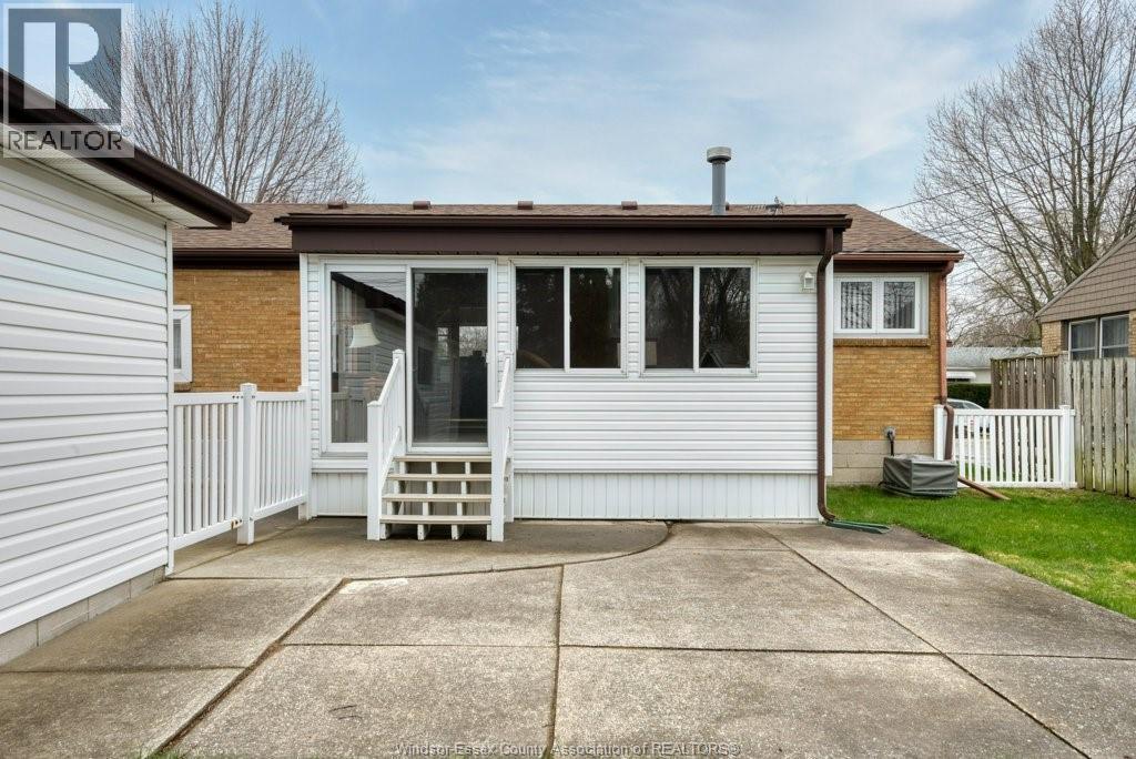 3603 Rockwell Boulevard, Windsor, Ontario  N9E 2B1 - Photo 31 - 26007236