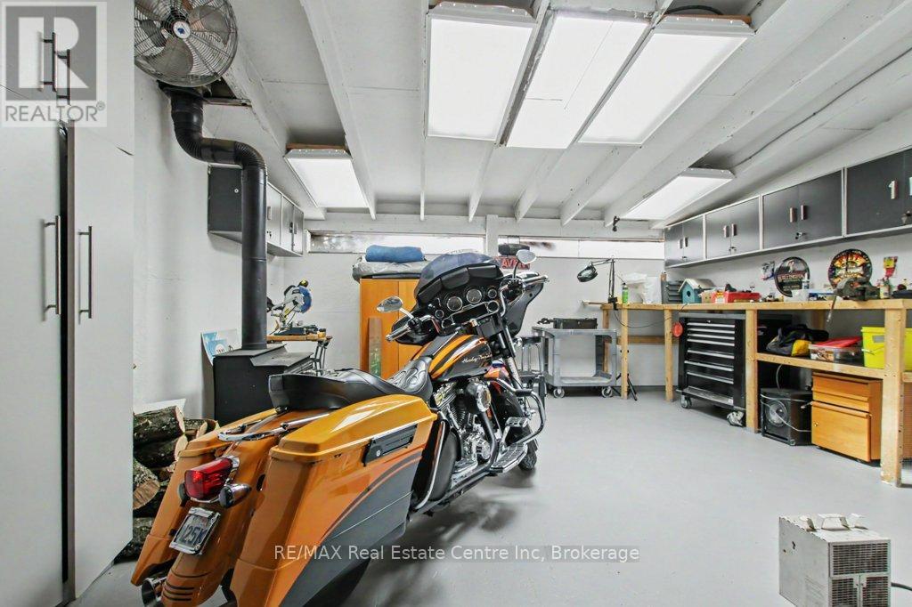 598 Woolwich Street, Guelph, Ontario  N1H 3Y2 - Photo 32 - X12965426