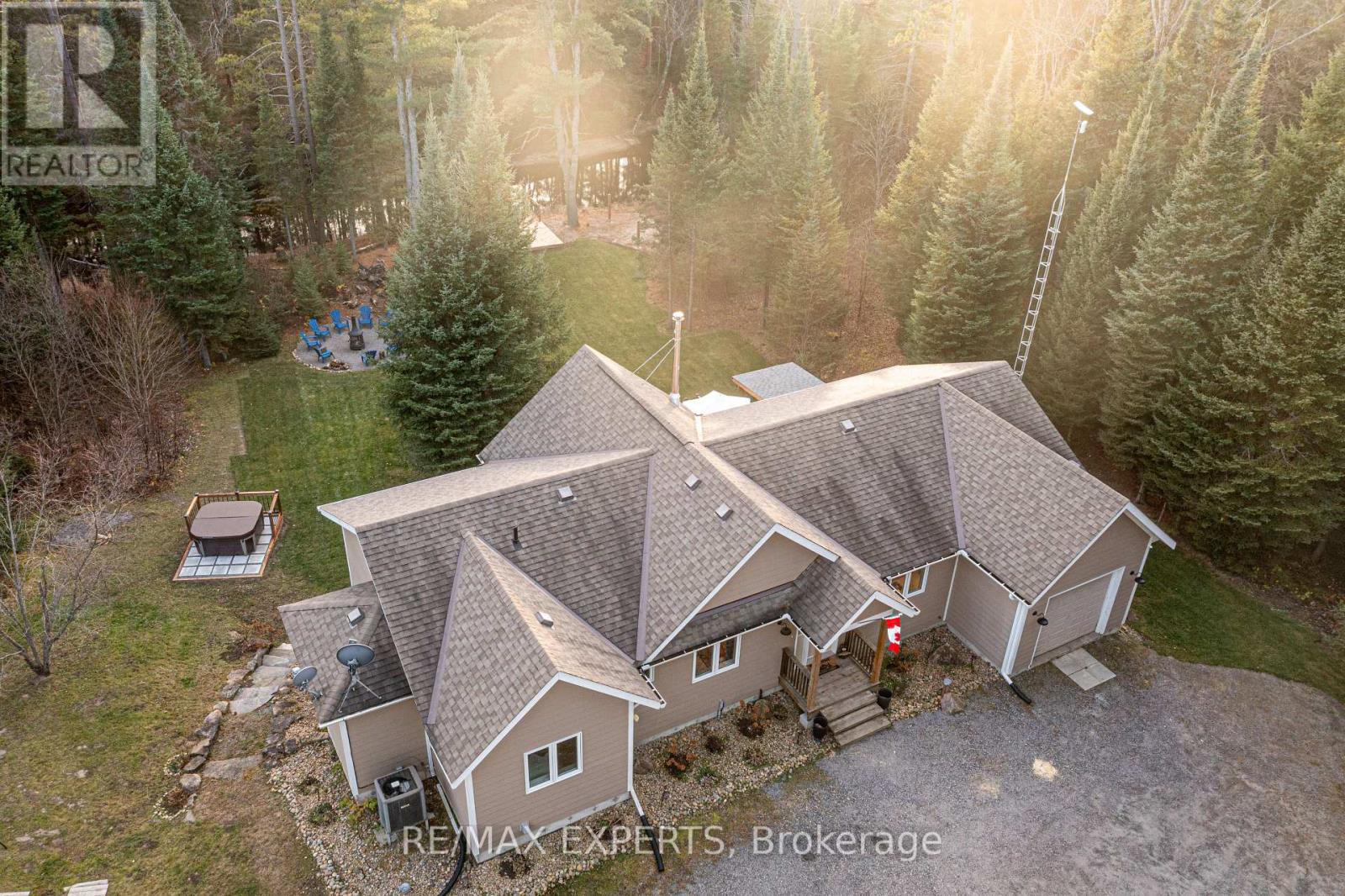 1216 Miriam Drive, Bracebridge, Ontario  P1L 1X1 - Photo 3 - X12964830