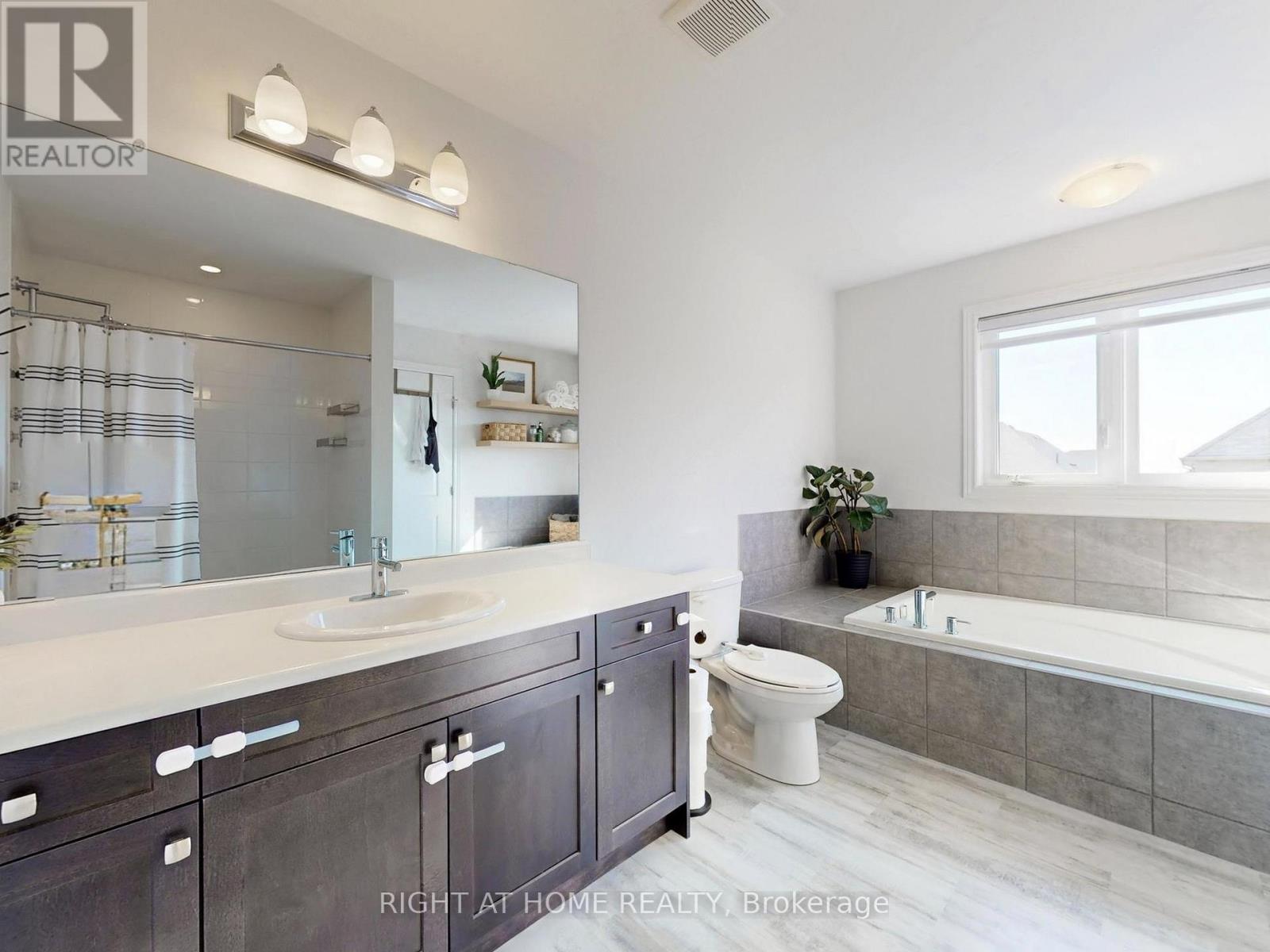 39 Baker Lane, Brant, Ontario  N3L 0J7 - Photo 20 - X12964846