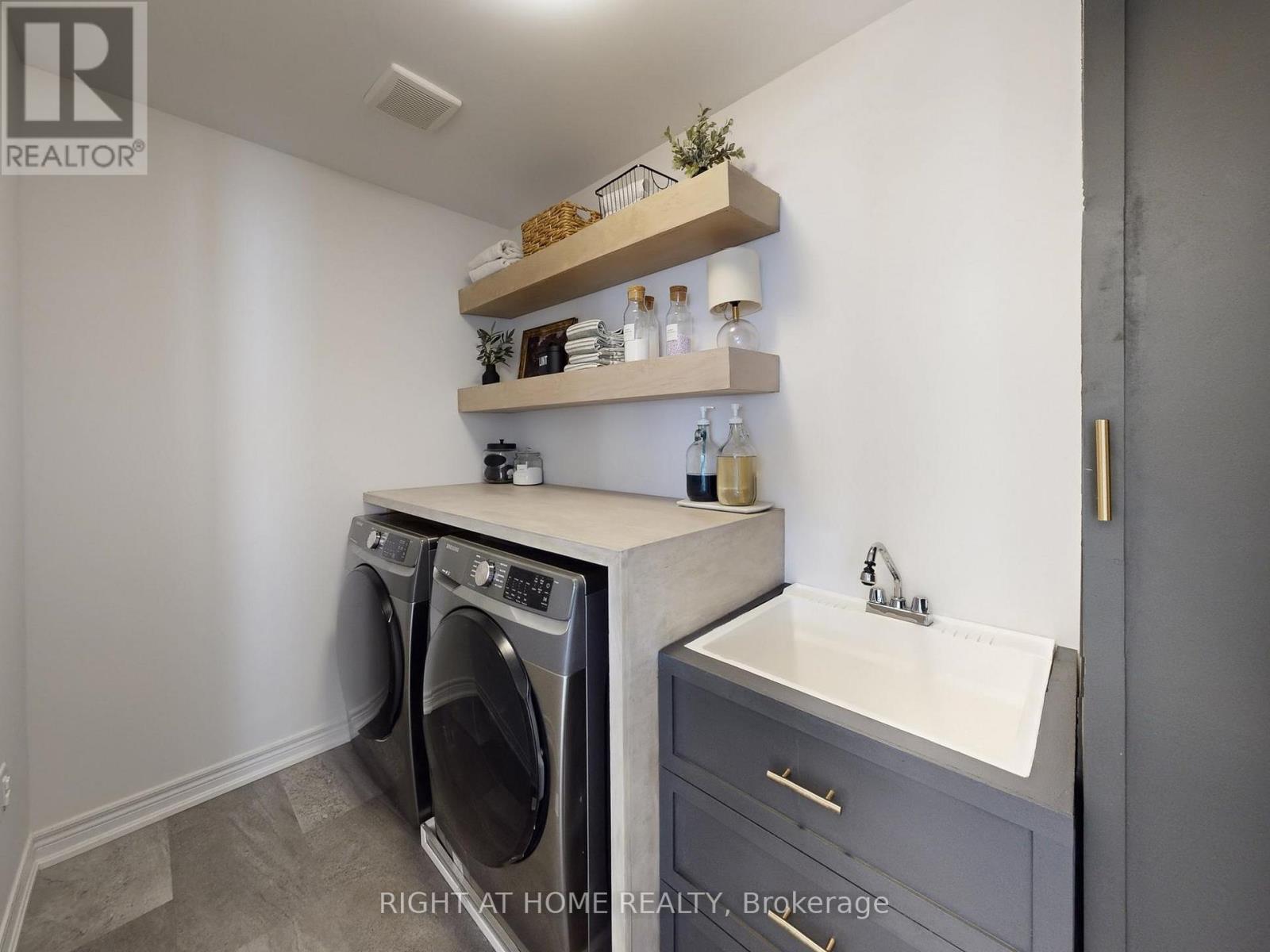 39 Baker Lane, Brant, Ontario  N3L 0J7 - Photo 30 - X12964846