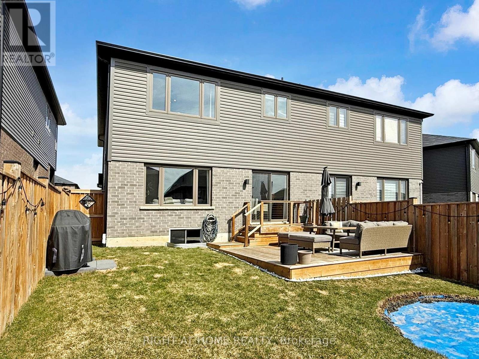 39 Baker Lane, Brant, Ontario  N3L 0J7 - Photo 34 - X12964846