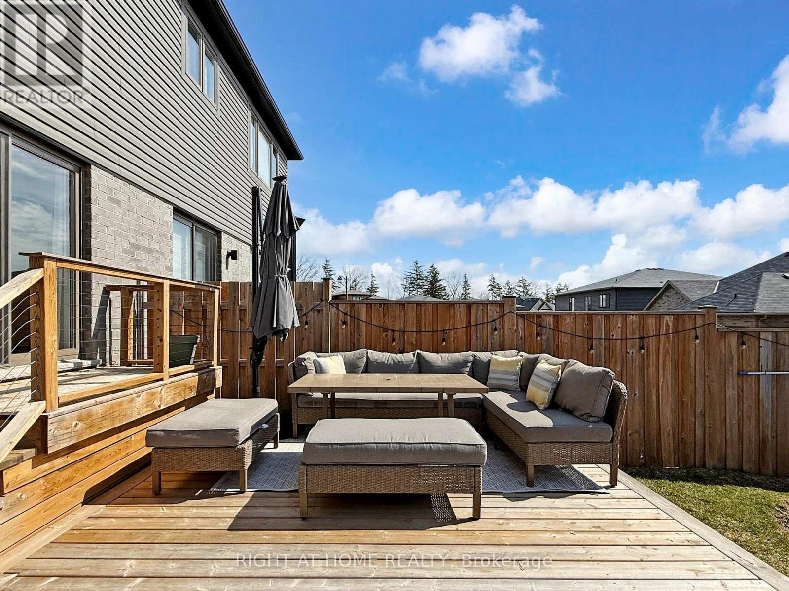 39 Baker Lane, Brant, Ontario  N3L 0J7 - Photo 35 - X12964846